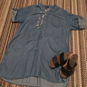 New look brand short sleeve denim dress.